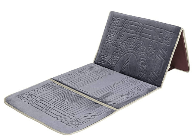 FOLDABLE PRAYER MAT